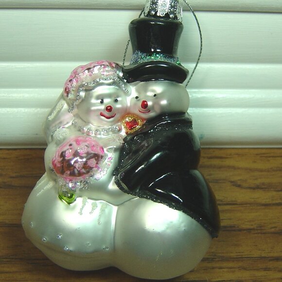 Robert Stanley glass ornament-snowman bride & groom-2018-with tag - Picture 1 of 5